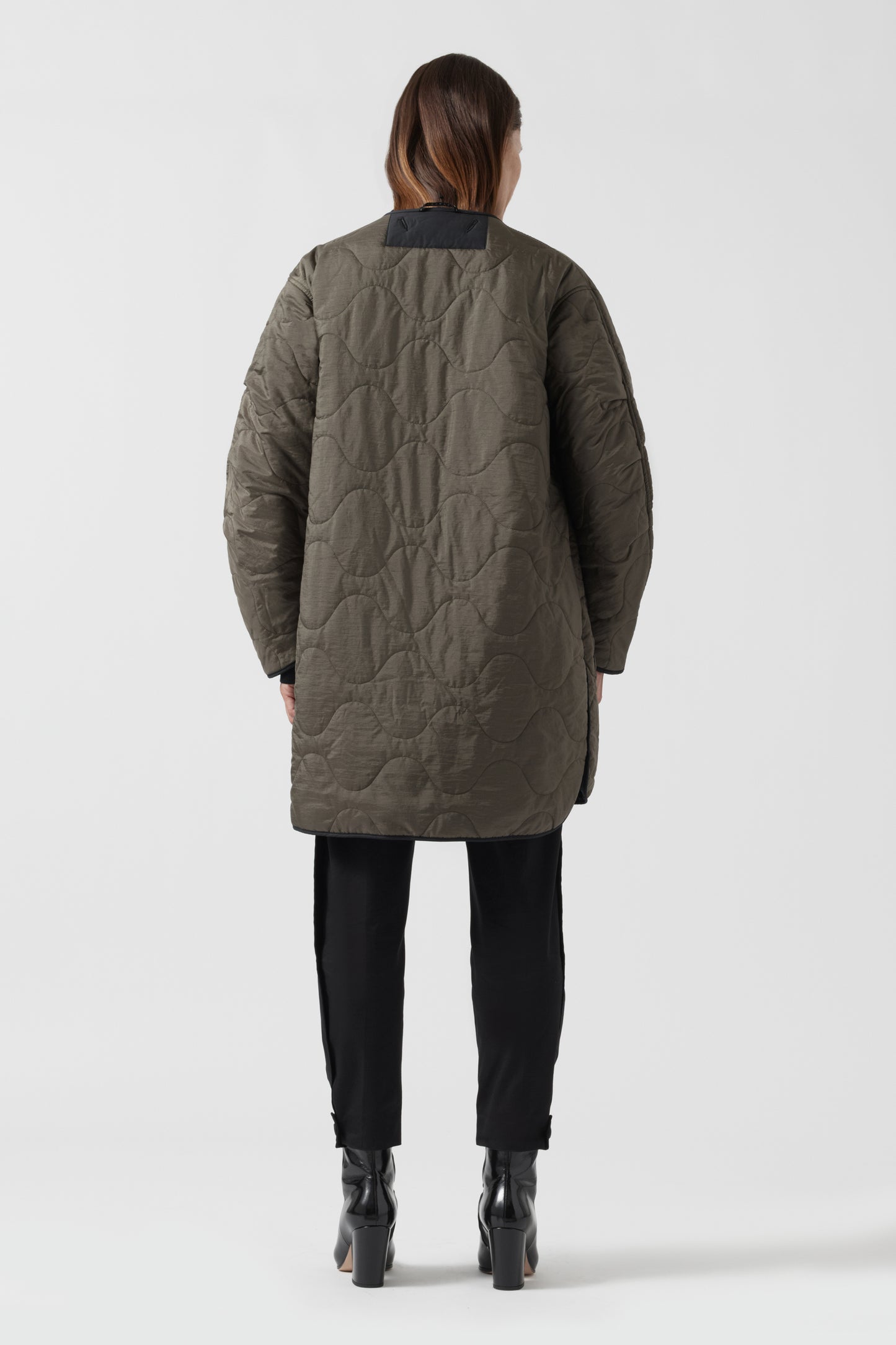 Signature Quilt - Navy / Dark Olive