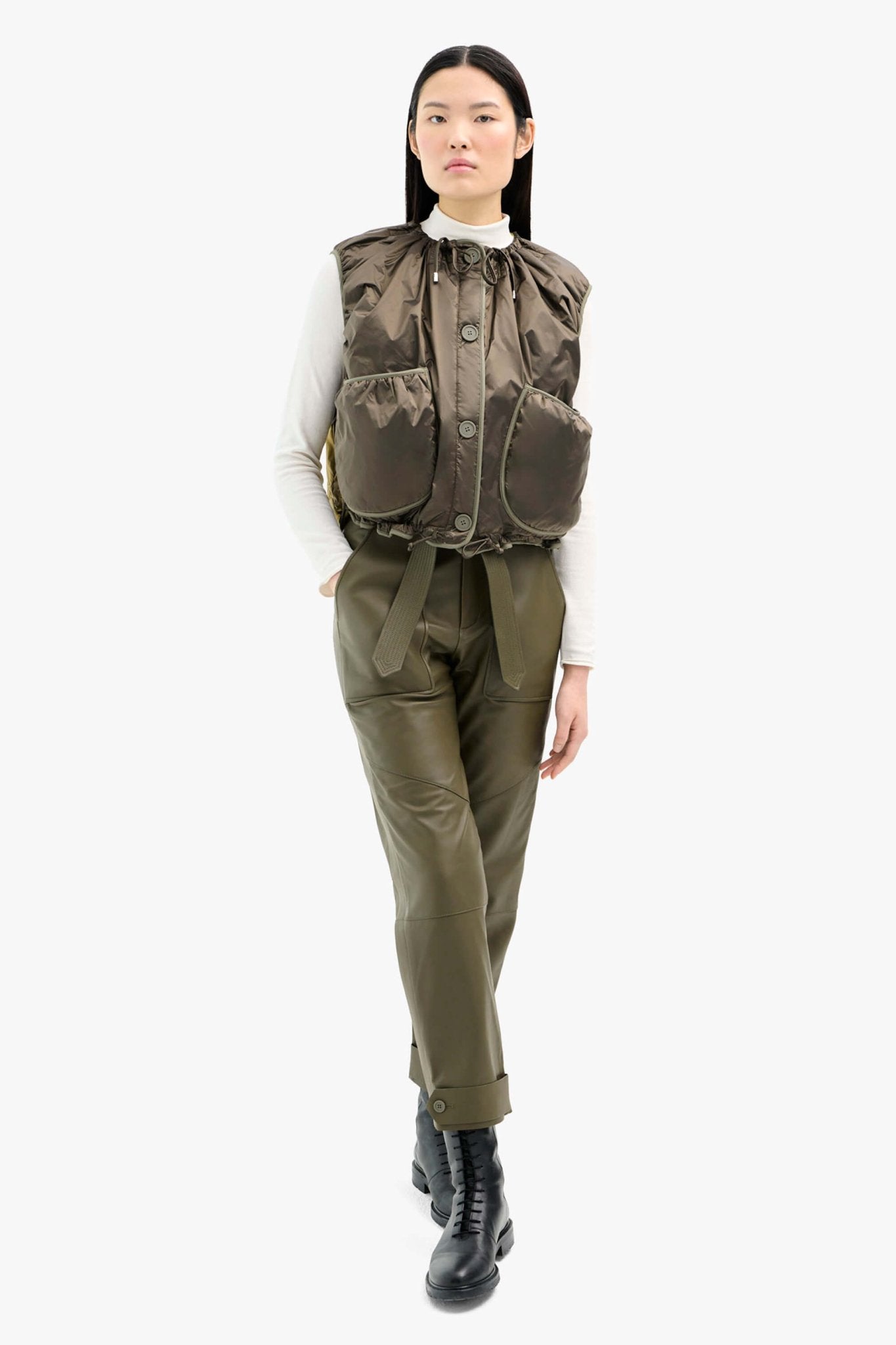 Reverse Model Image