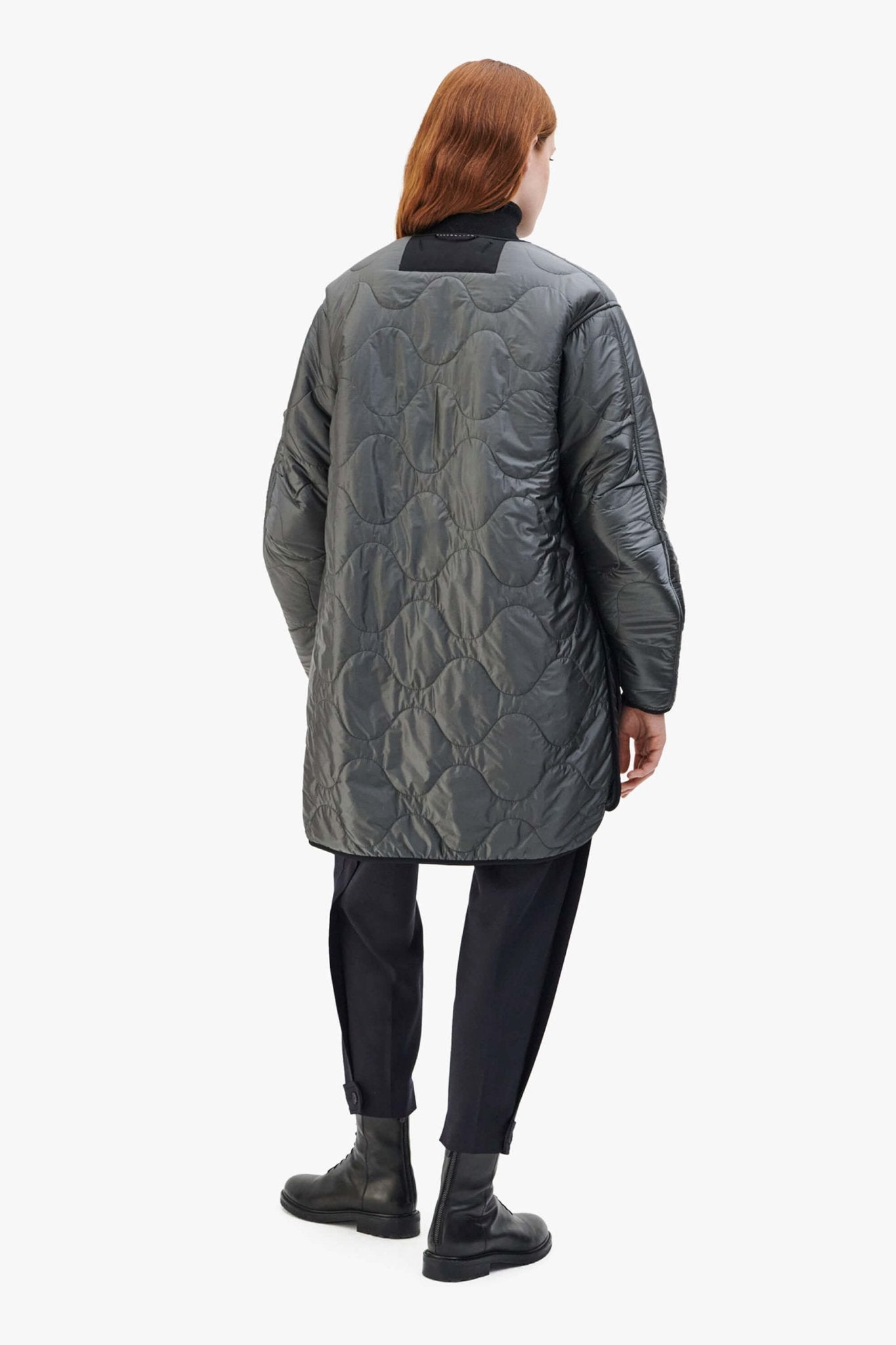 Signature Shearling Quilt - Black / Anthracite
