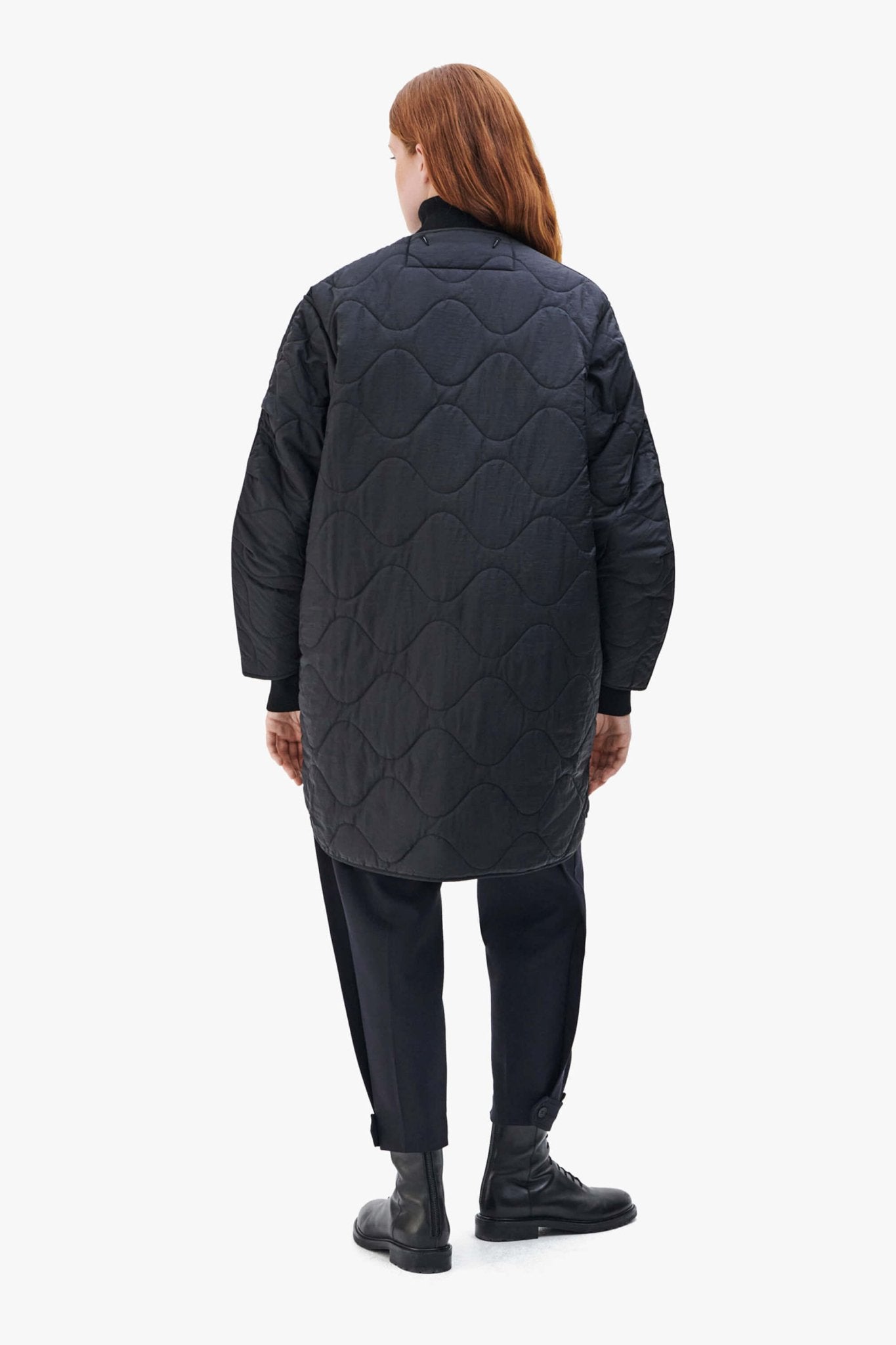 Signature Quilt - Black / Bronze