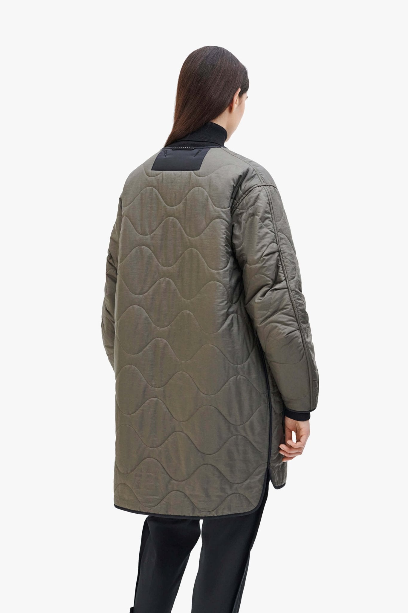Signature Quilt - Navy / Dark Olive