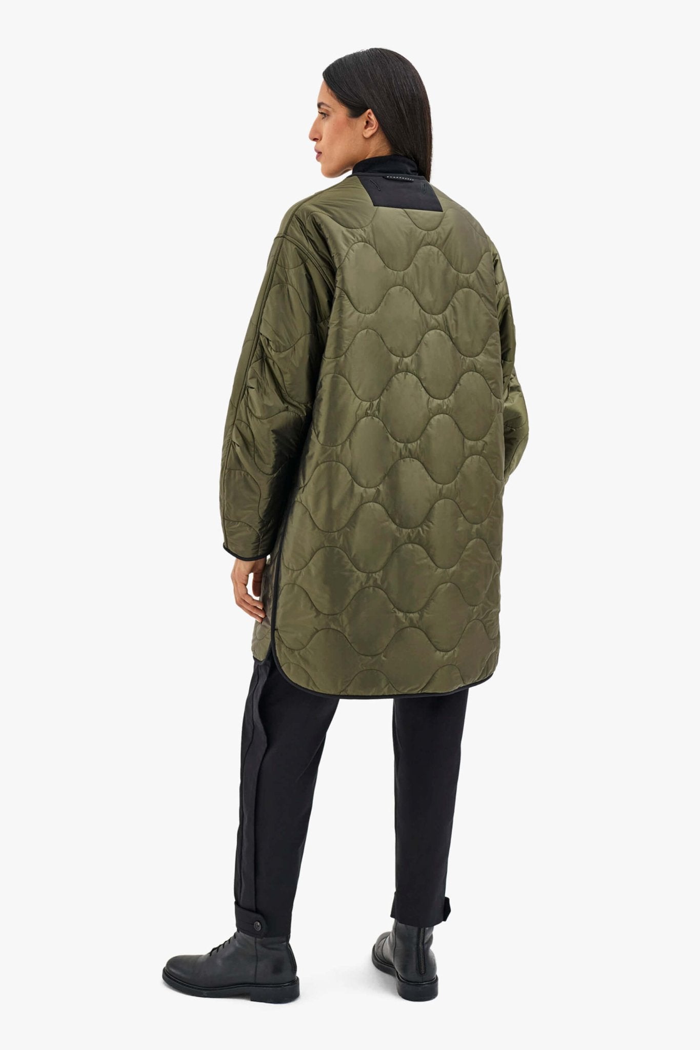 Signature Colourblock Wool Quilt - Olive & Black / Dark Olive