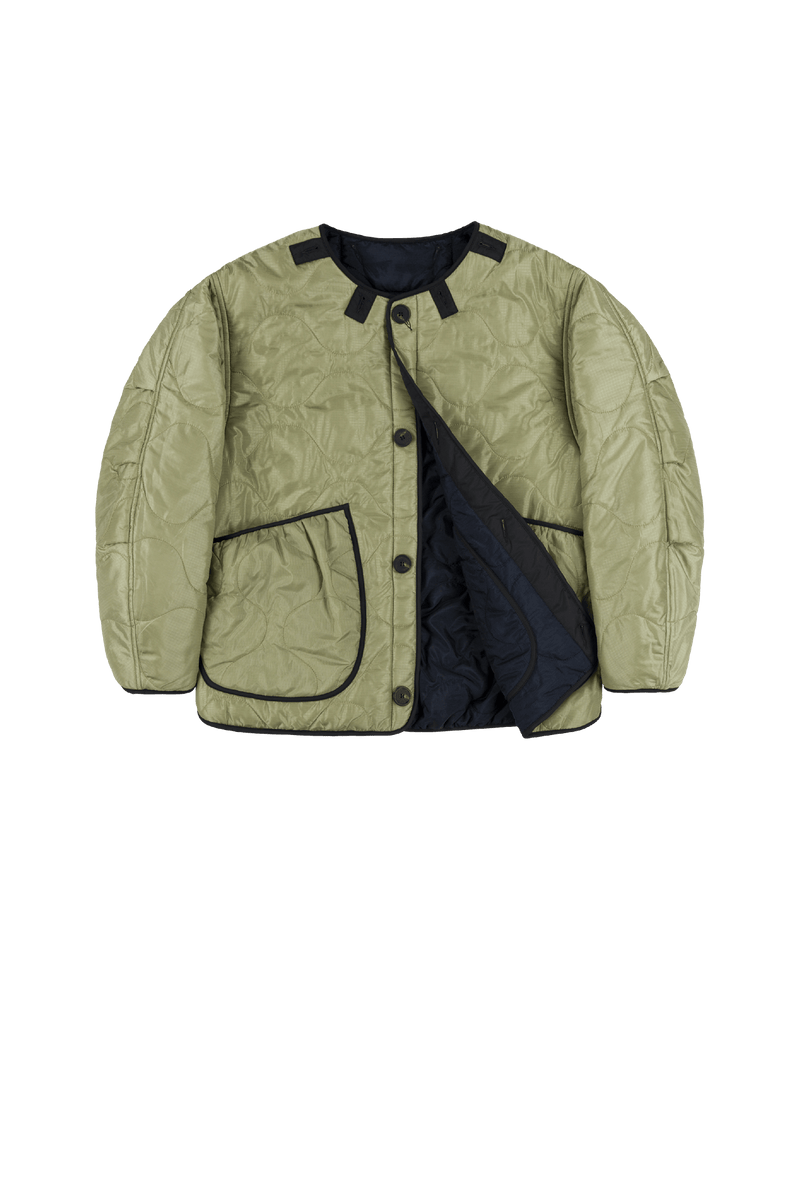 Signature Cropped Quilt - Navy / Pale Sage - Layer 1