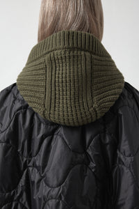 Knitted Hood - Dark Olive / Black