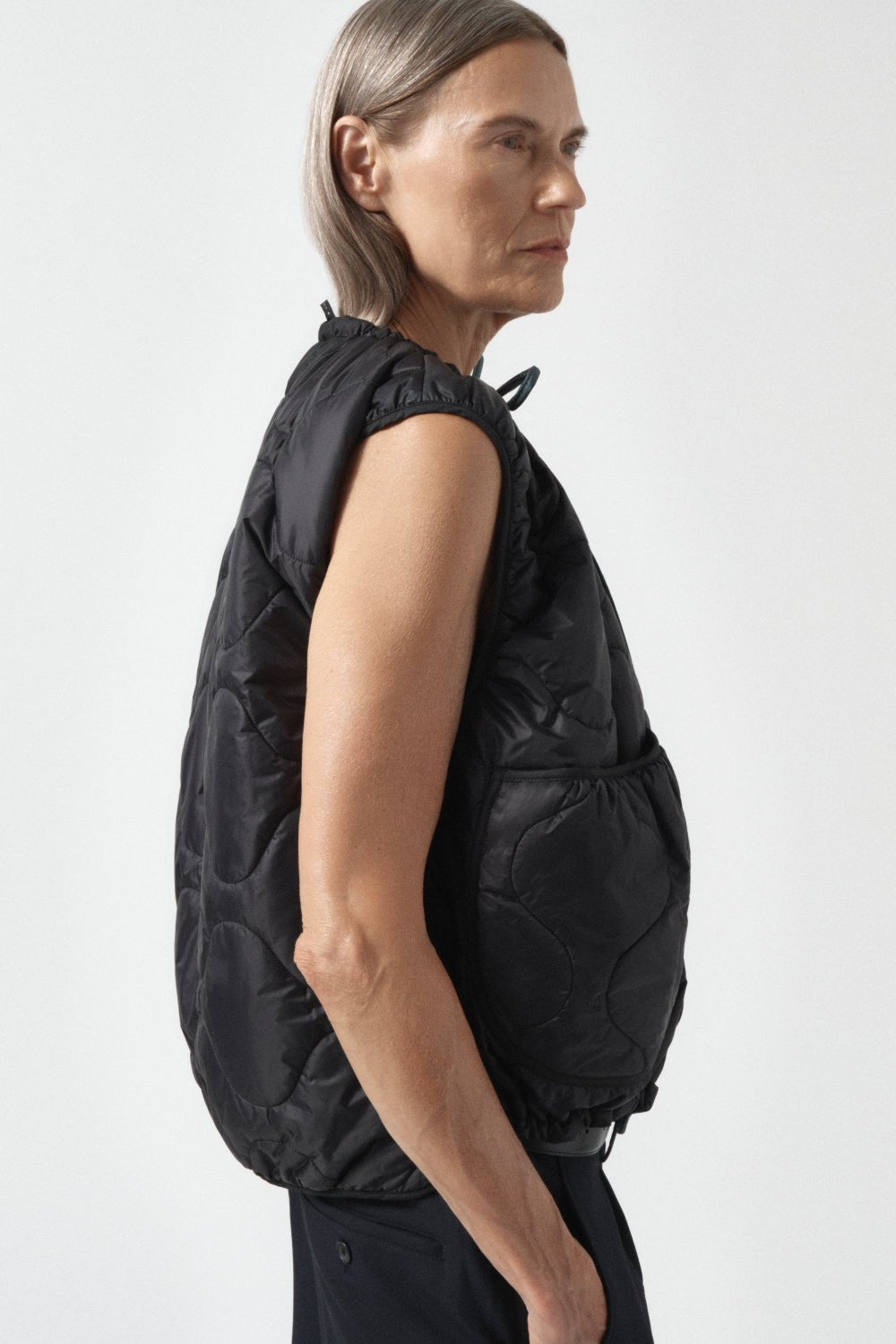 Parachute Quilted Vest - Black / Mineral Green
