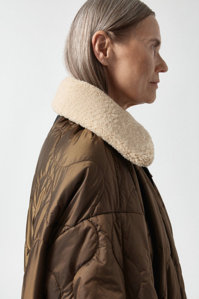 Aviator Shearling Striped Collar - Honey / Cream & Moss
