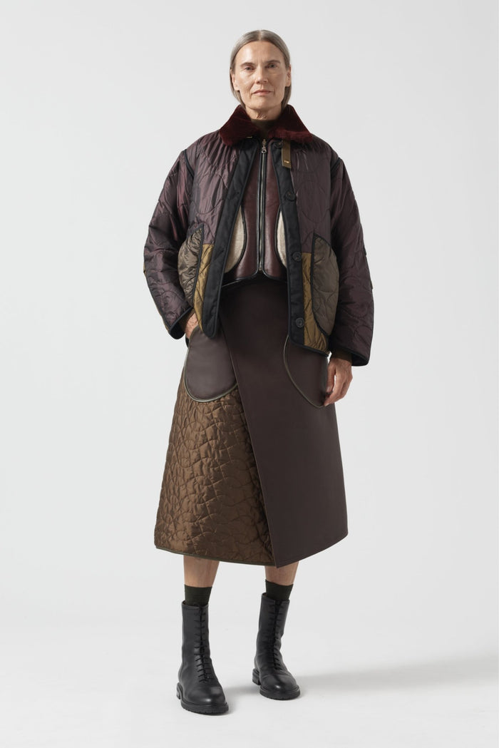 Signature Patchwork Cropped Quilt - Bordeaux / Black