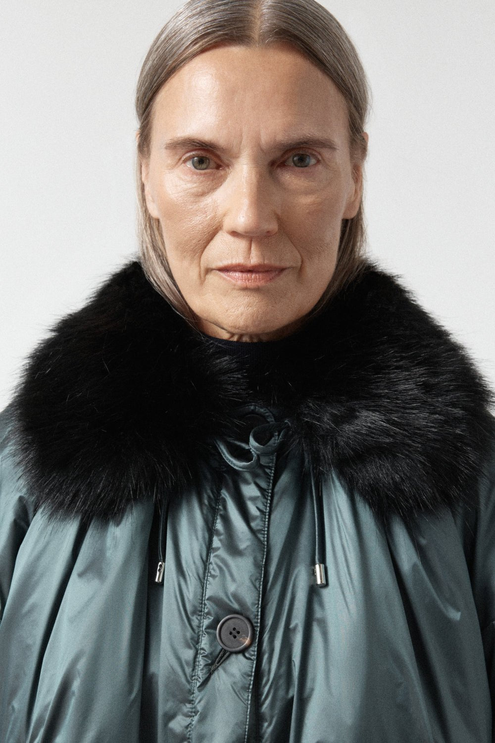 Parachute Quilted Bomber - Black / Mineral Green