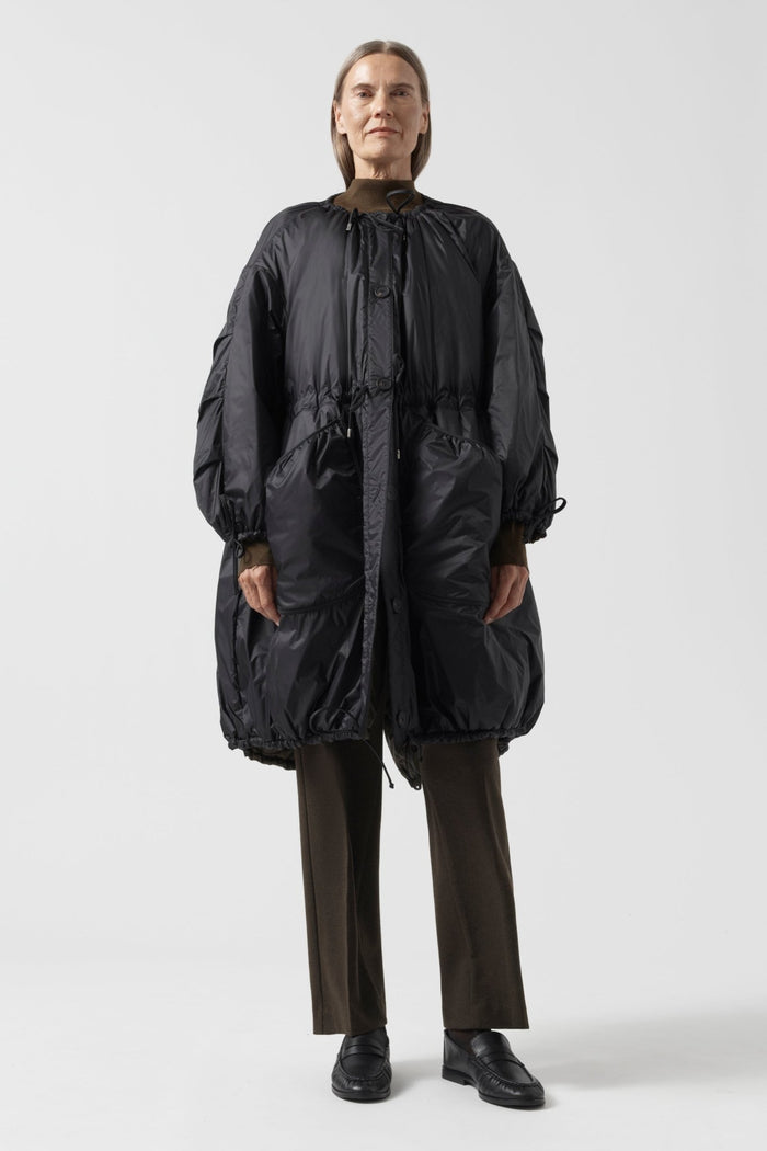 Reverse Model Image