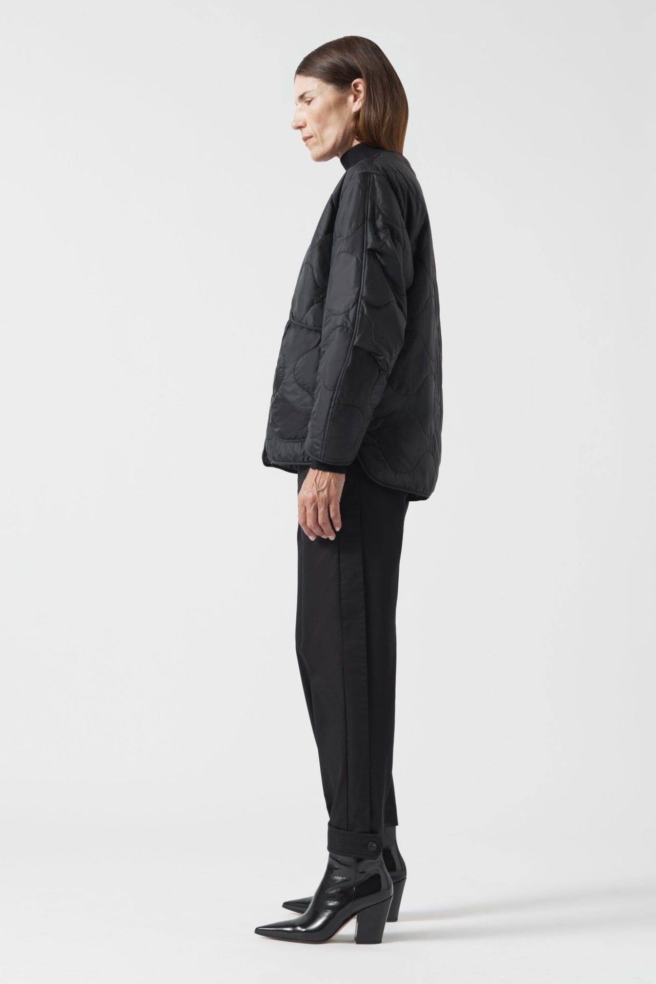 Signature Cropped Quilt - Black / Anthracite