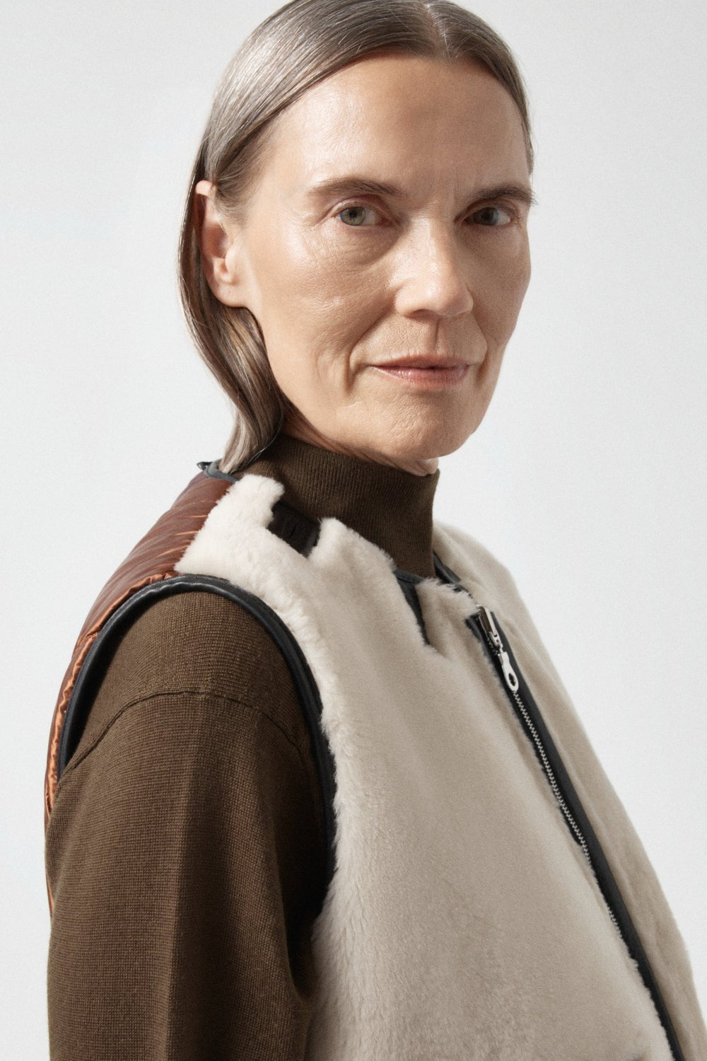 Aviator Shearling Vest - Oxblood / Pebble