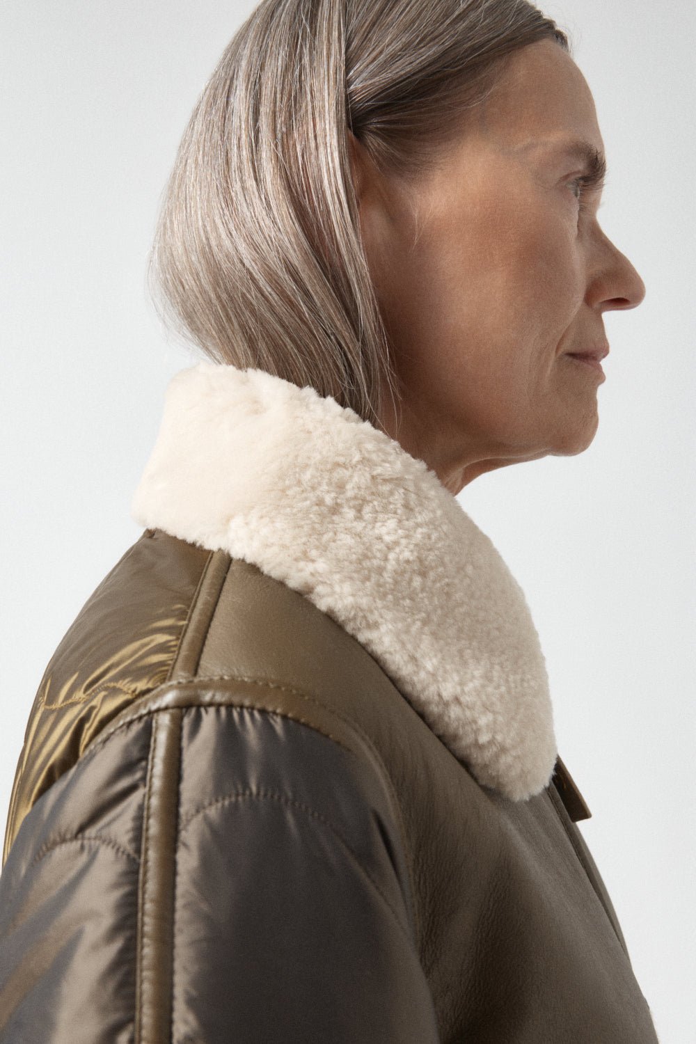 Aviator Shearling Latch Collar - Moss / Blush