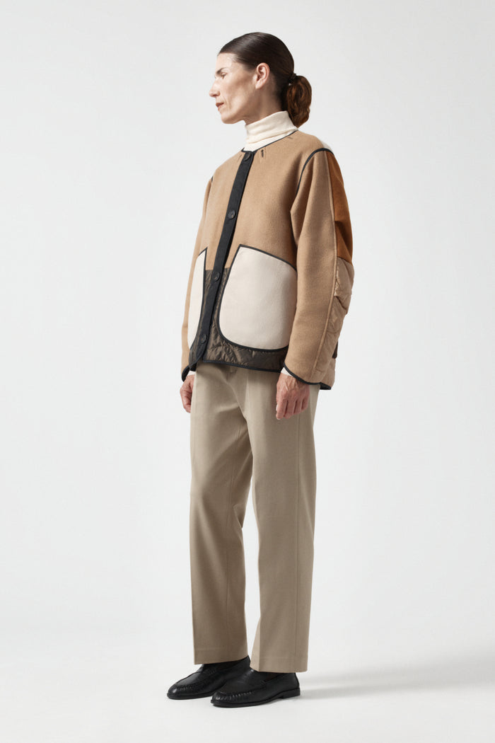 Signature Patchwork Wool Cropped Quilt - Camel / Peat