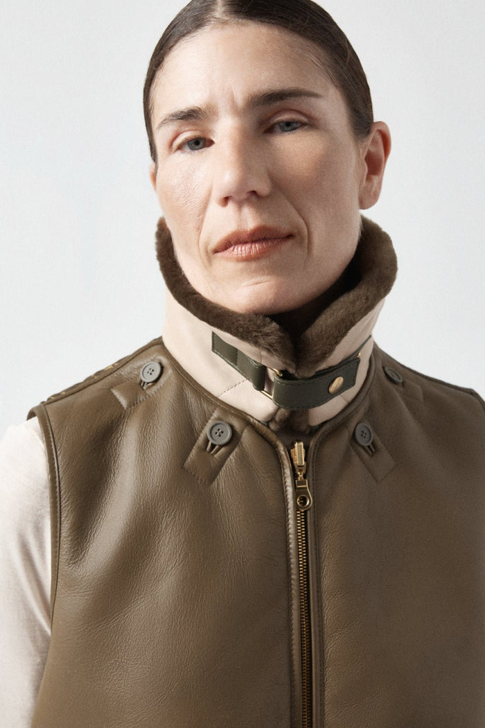 Aviator Shearling Latch Collar - Olive / Stone