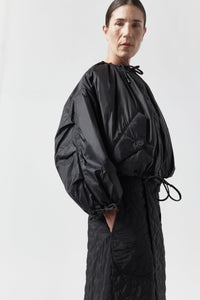 Reverse Model Image