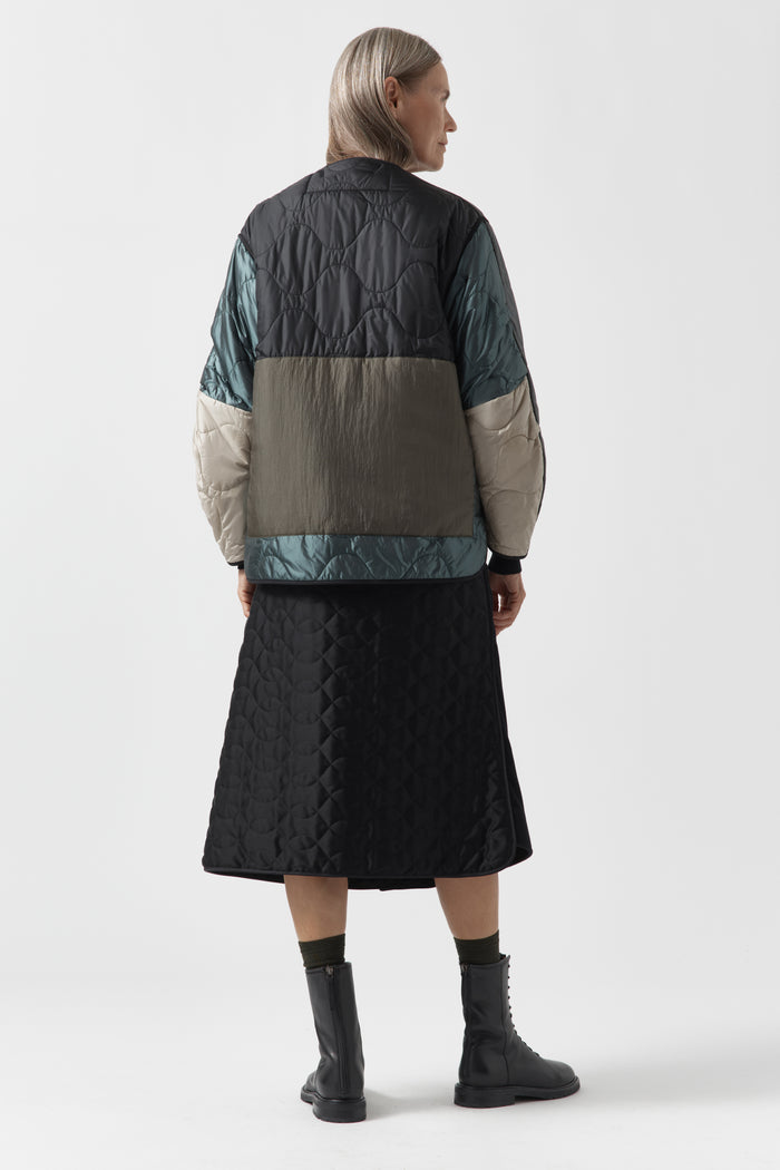 Signature Patchwork Cropped Quilt - Anthracite & Mineral Green / Dark Olive