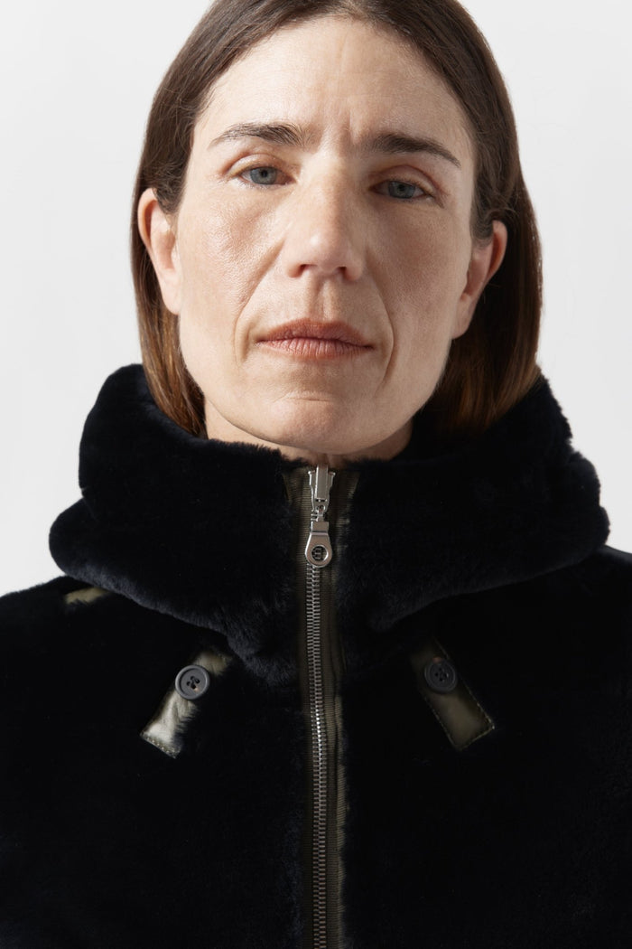 Reverse Model Image