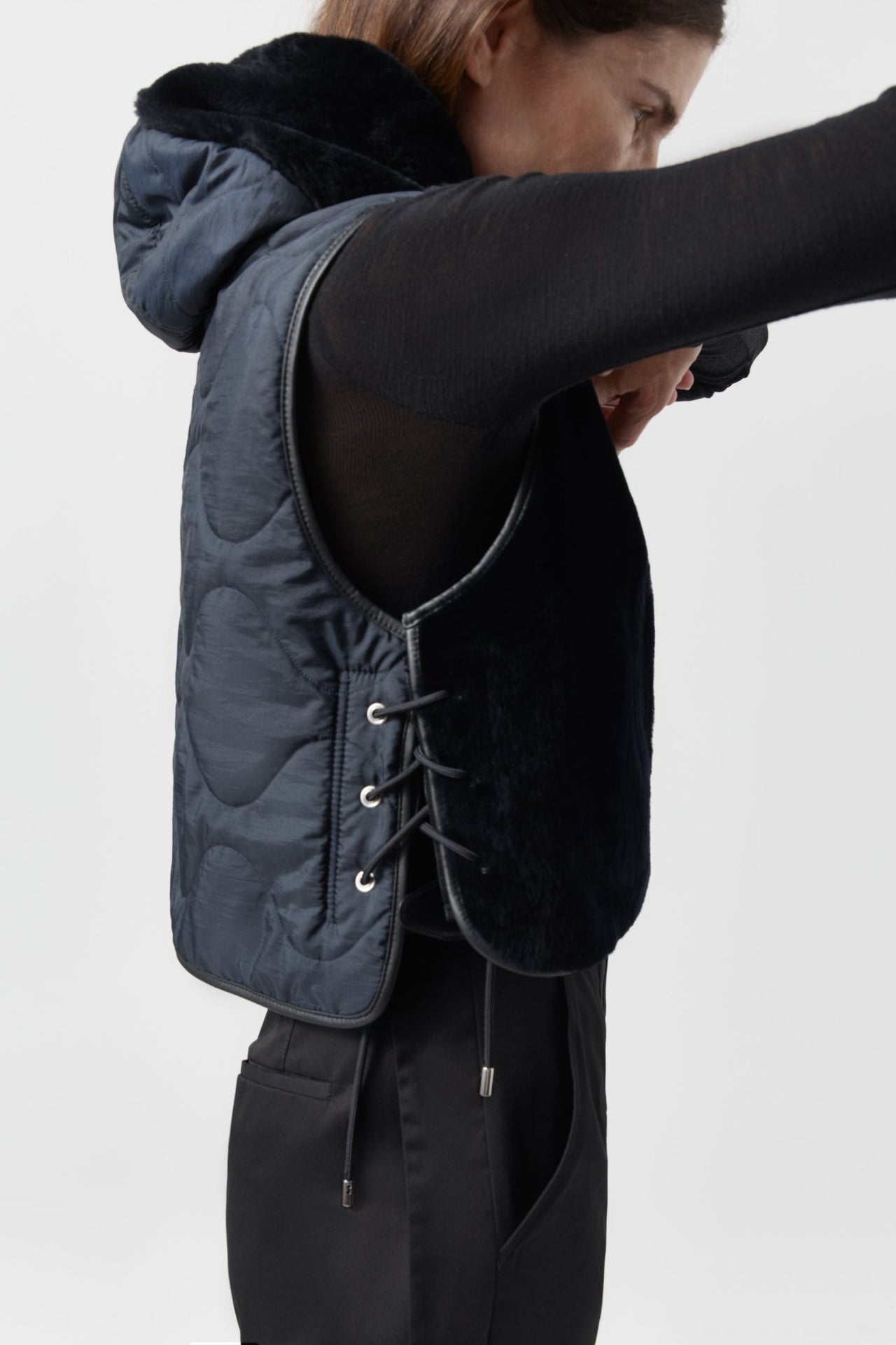 Aviator Shearling Lattice Zip Hood - Black / Midnight