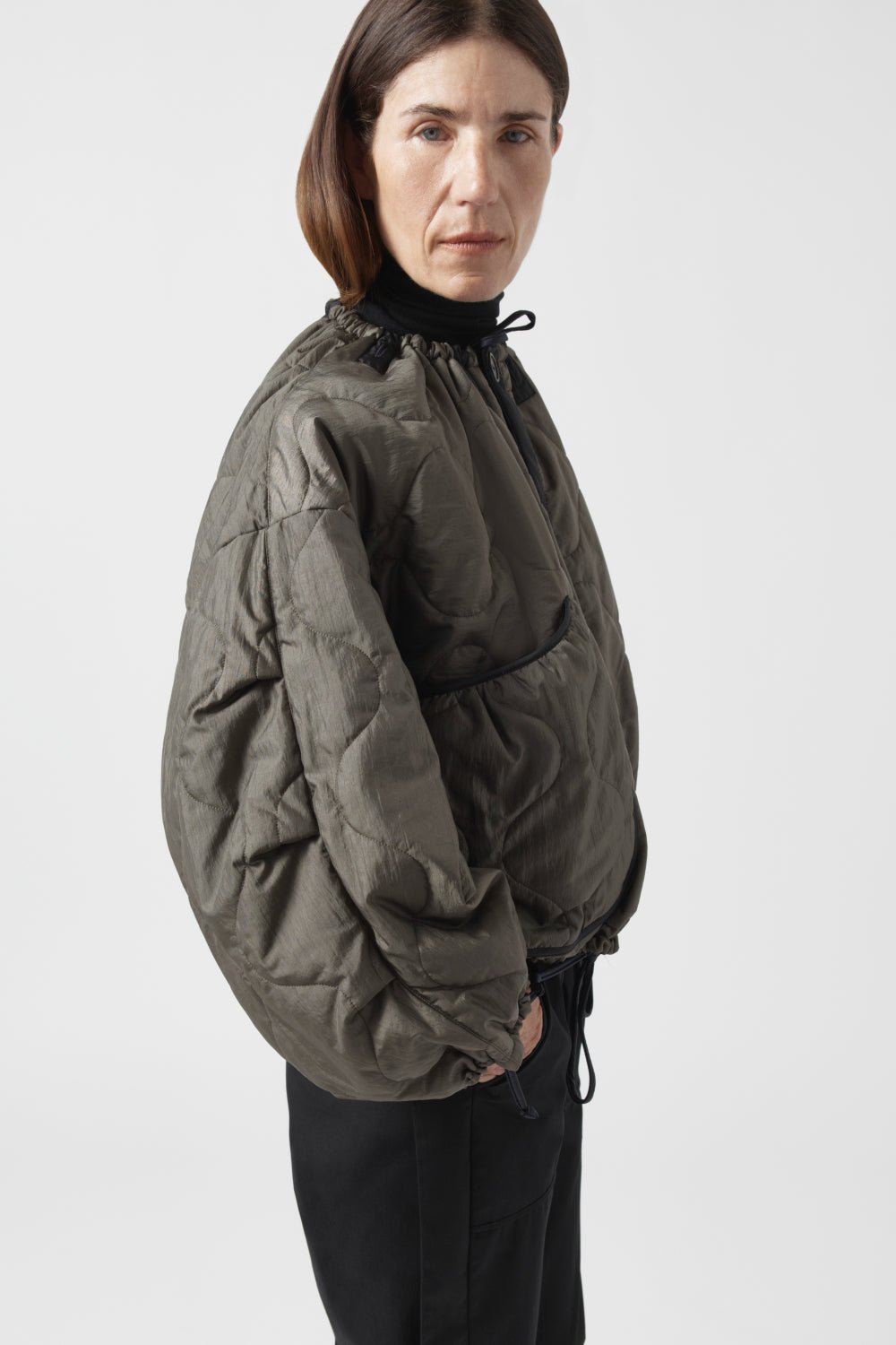Parachute Quilted Bomber - Dark Olive / Midnight