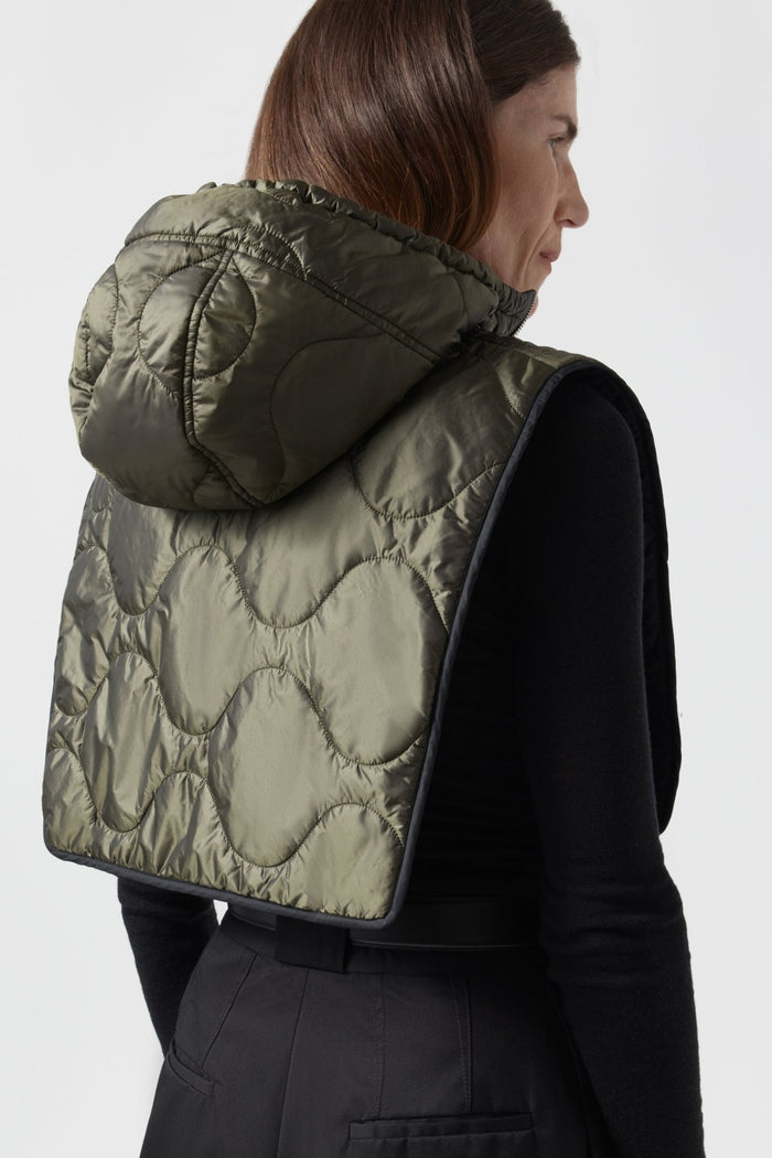 Quilted Zip Hood - Midnight / Dark Olive