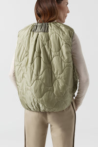 Parachute Quilted Vest - Pale Sage / White