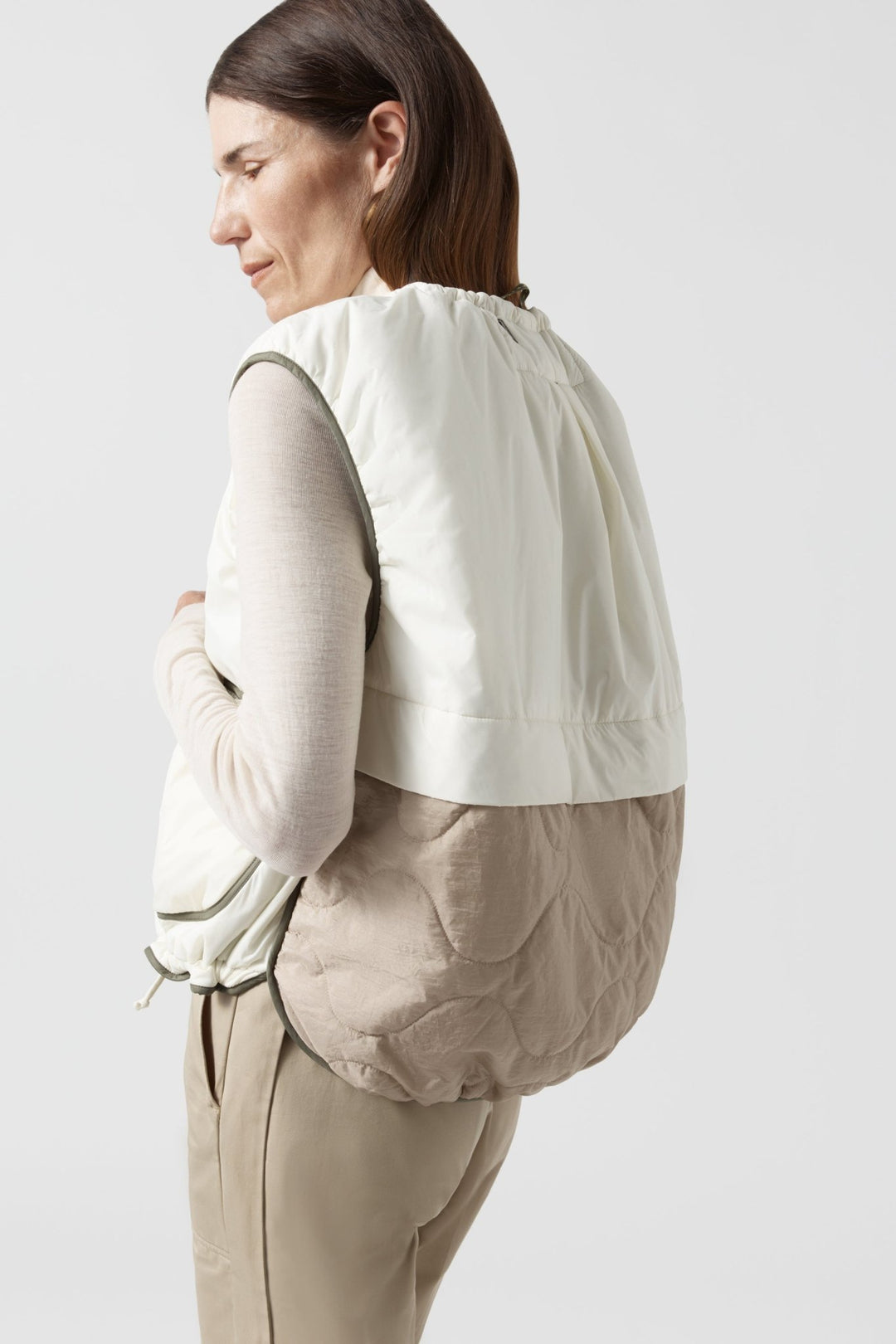 Parachute Quilted Vest - Pale Sage / White