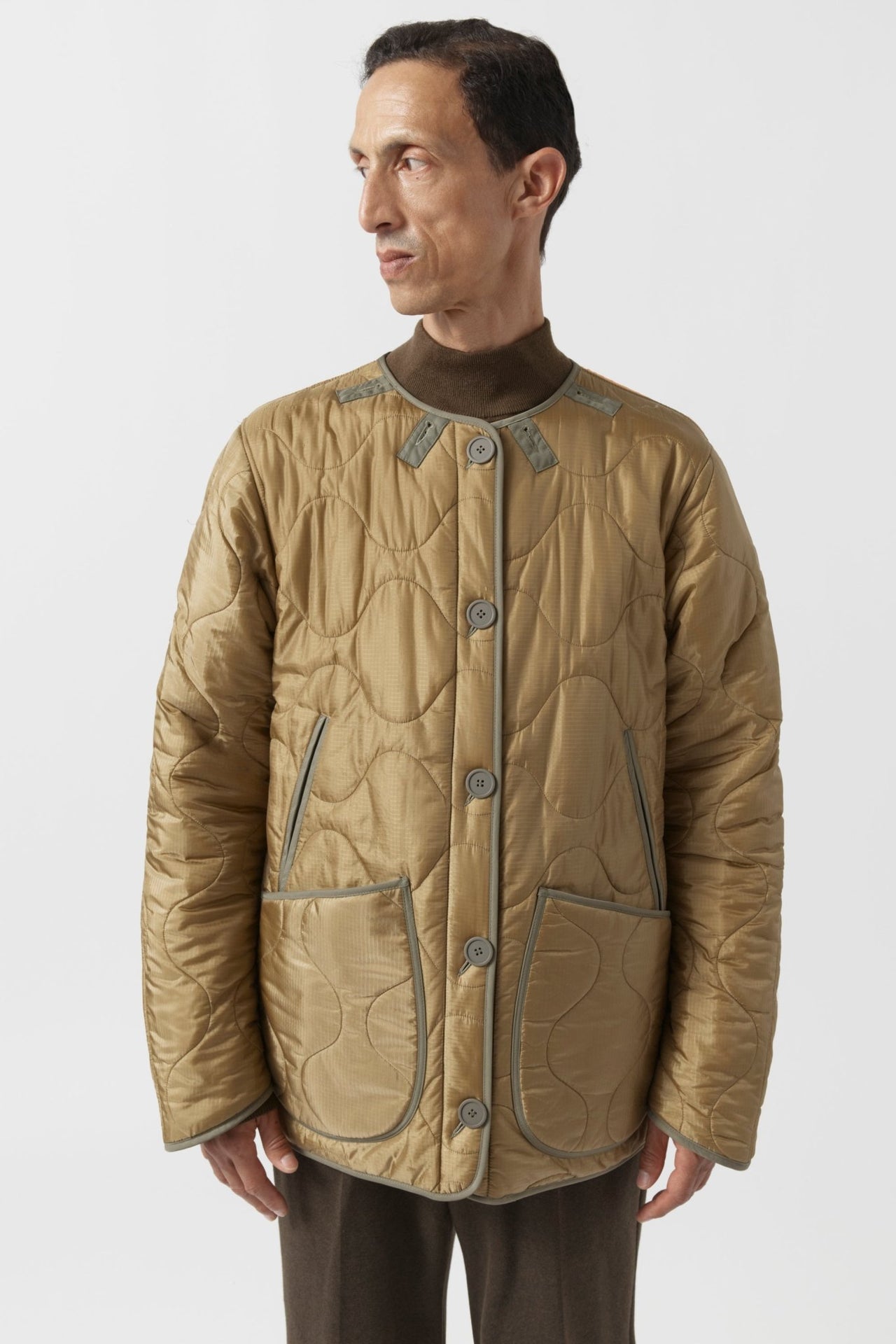 Signature Men's Utility Quilt - Olive & Gold / Gold