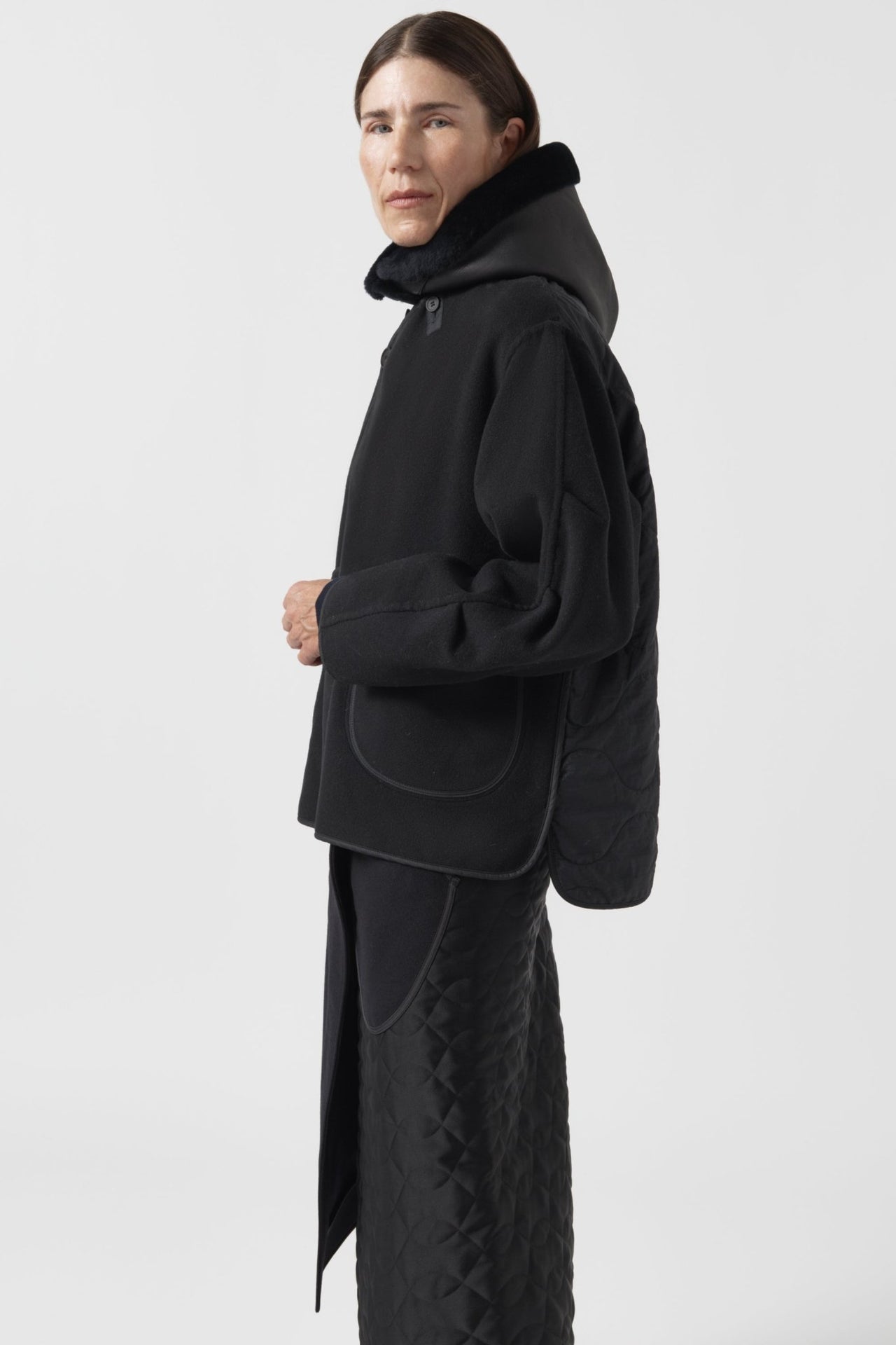 Shearling Close Fit Hood - Black / Midnight