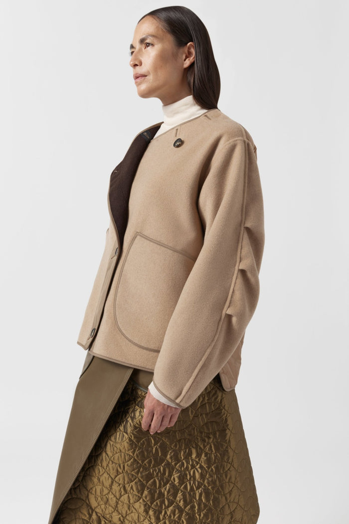 Signature Wool Peacoat - Camel / Raisin