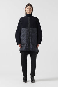 Signature Colourblock Wool Quilt - Navy / Black