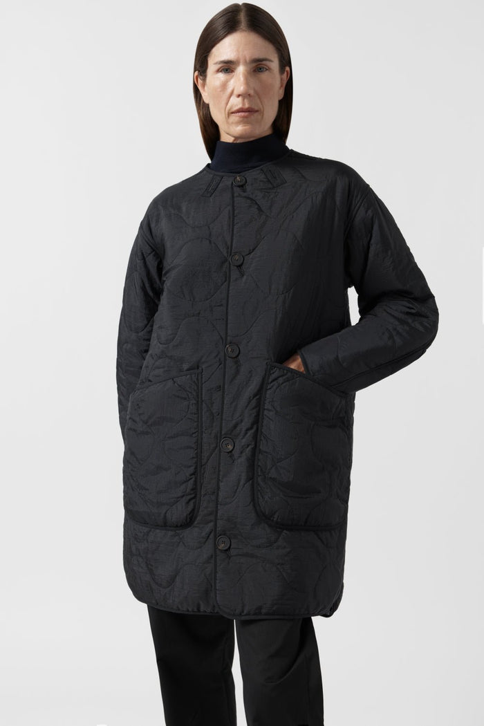 Signature Colourblock Wool Quilt - Navy / Black