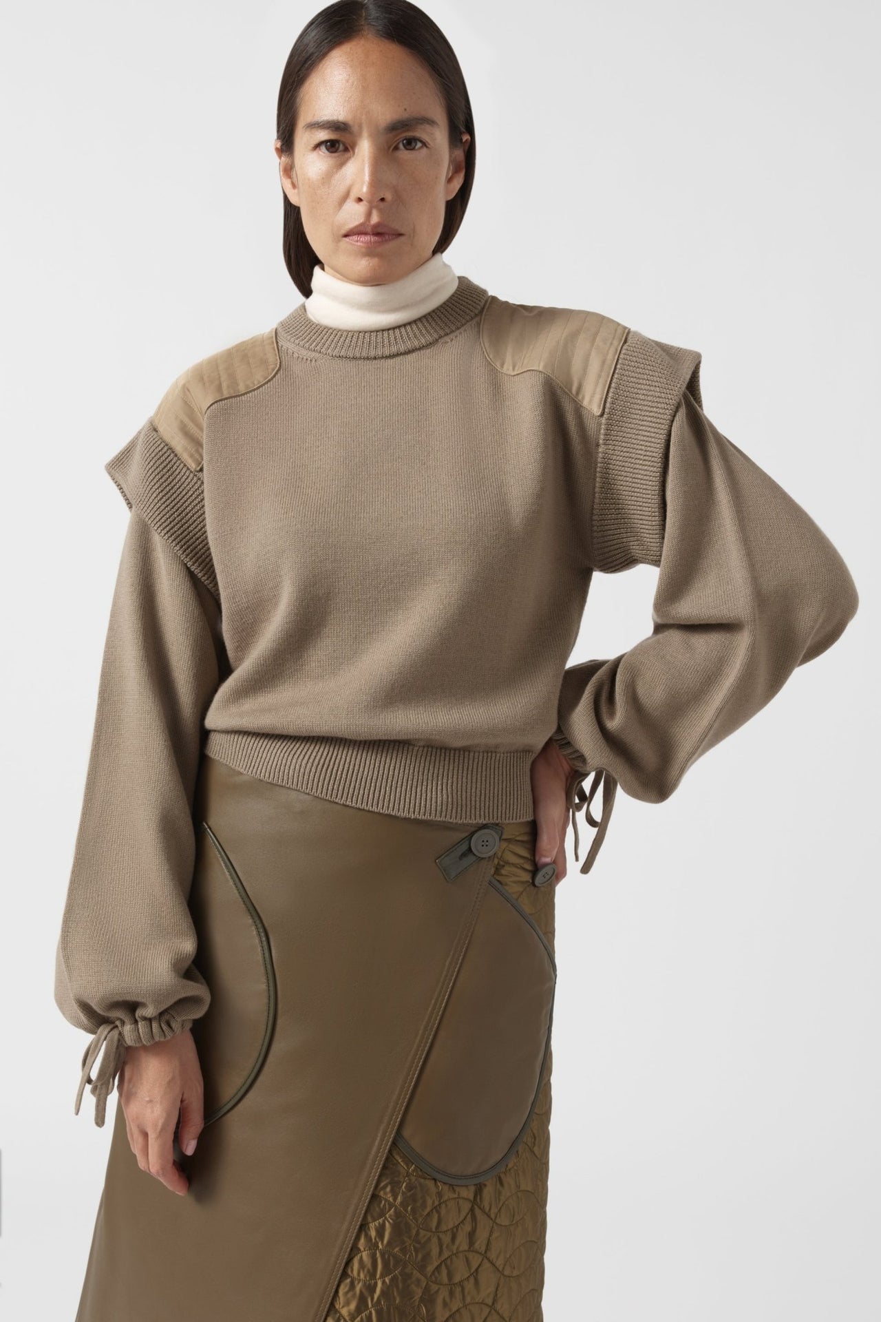 Parachute Lightweight Knit Crew - Camel