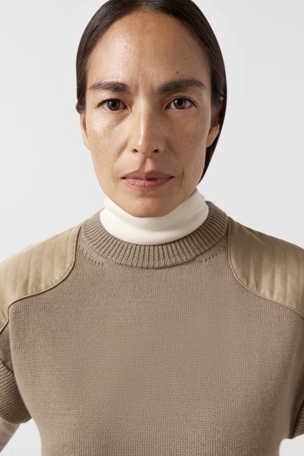 Parachute Lightweight Knit Crew - Camel