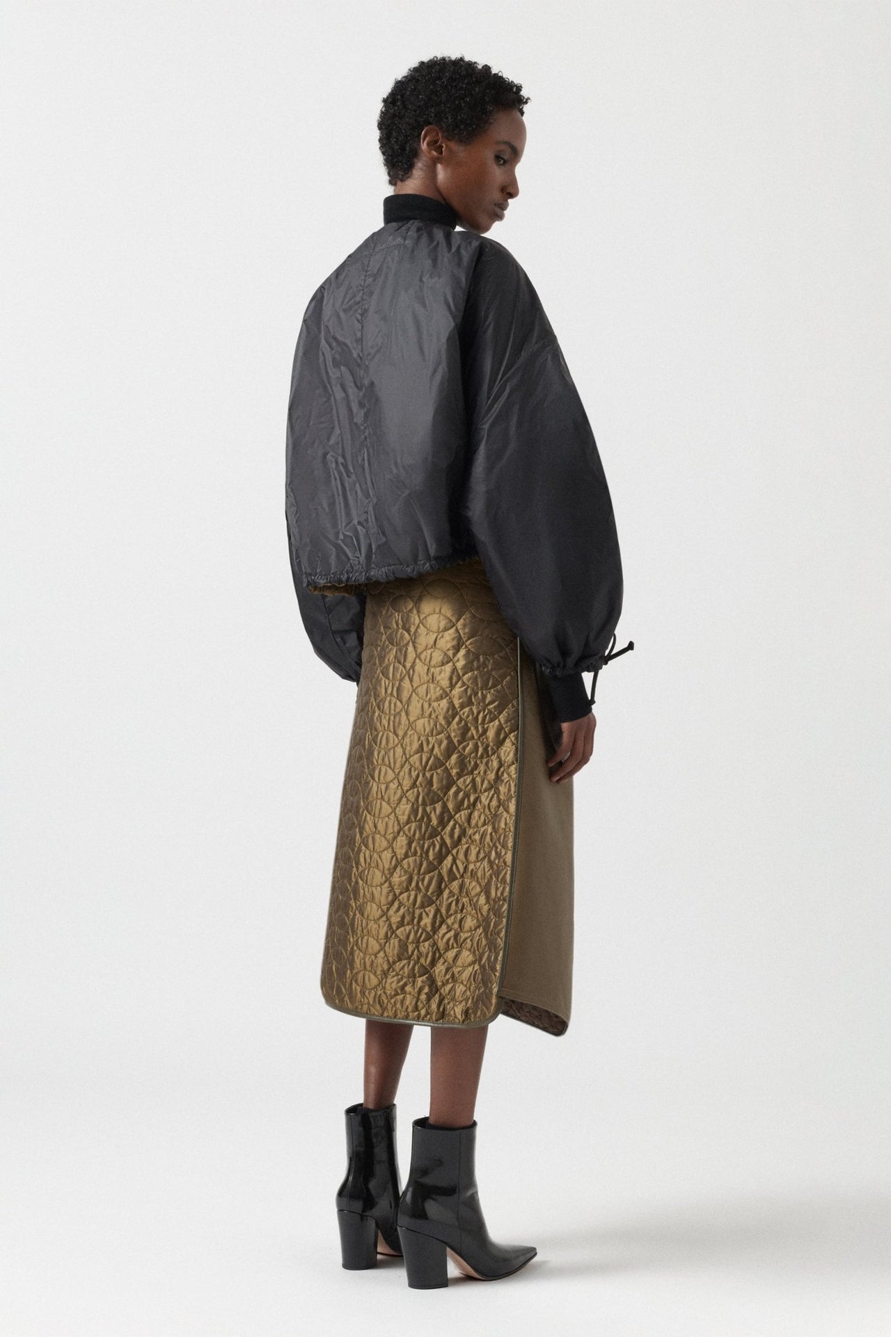 Parachute Quilted Bomber - Antique Gold / Black