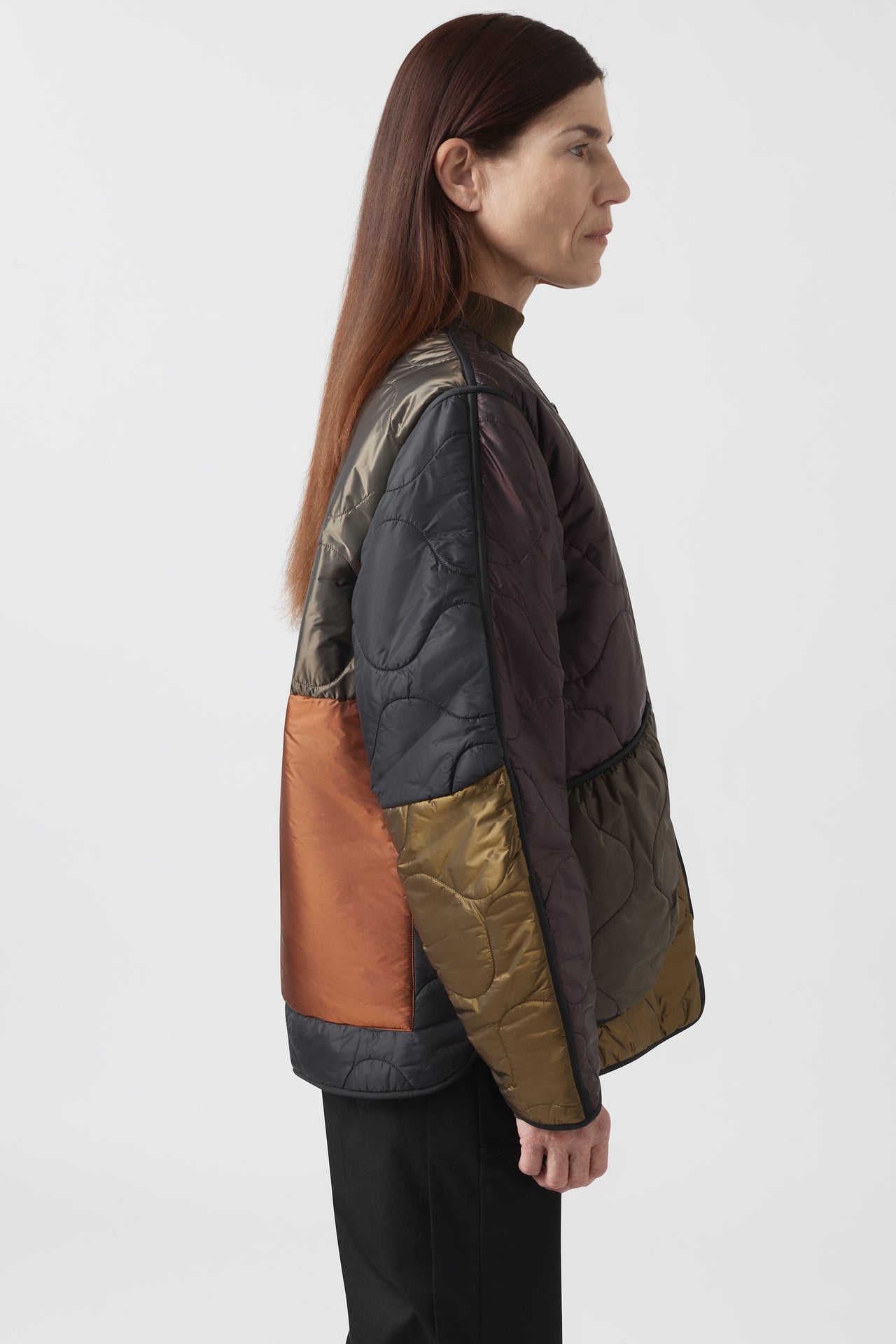 Signature Patchwork Cropped Quilt - Bordeaux / Black