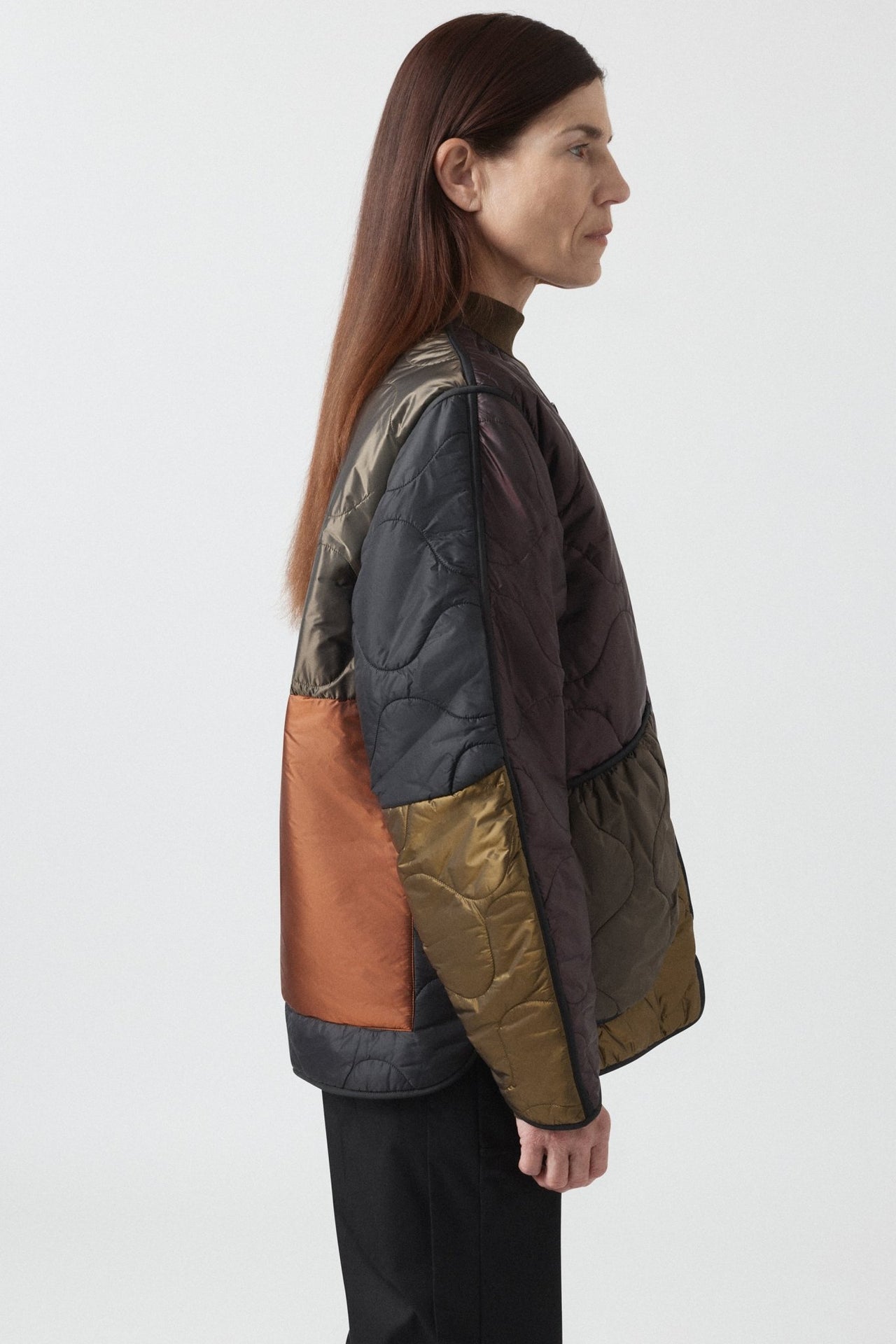 Signature Patchwork Cropped Quilt - Bordeaux / Black