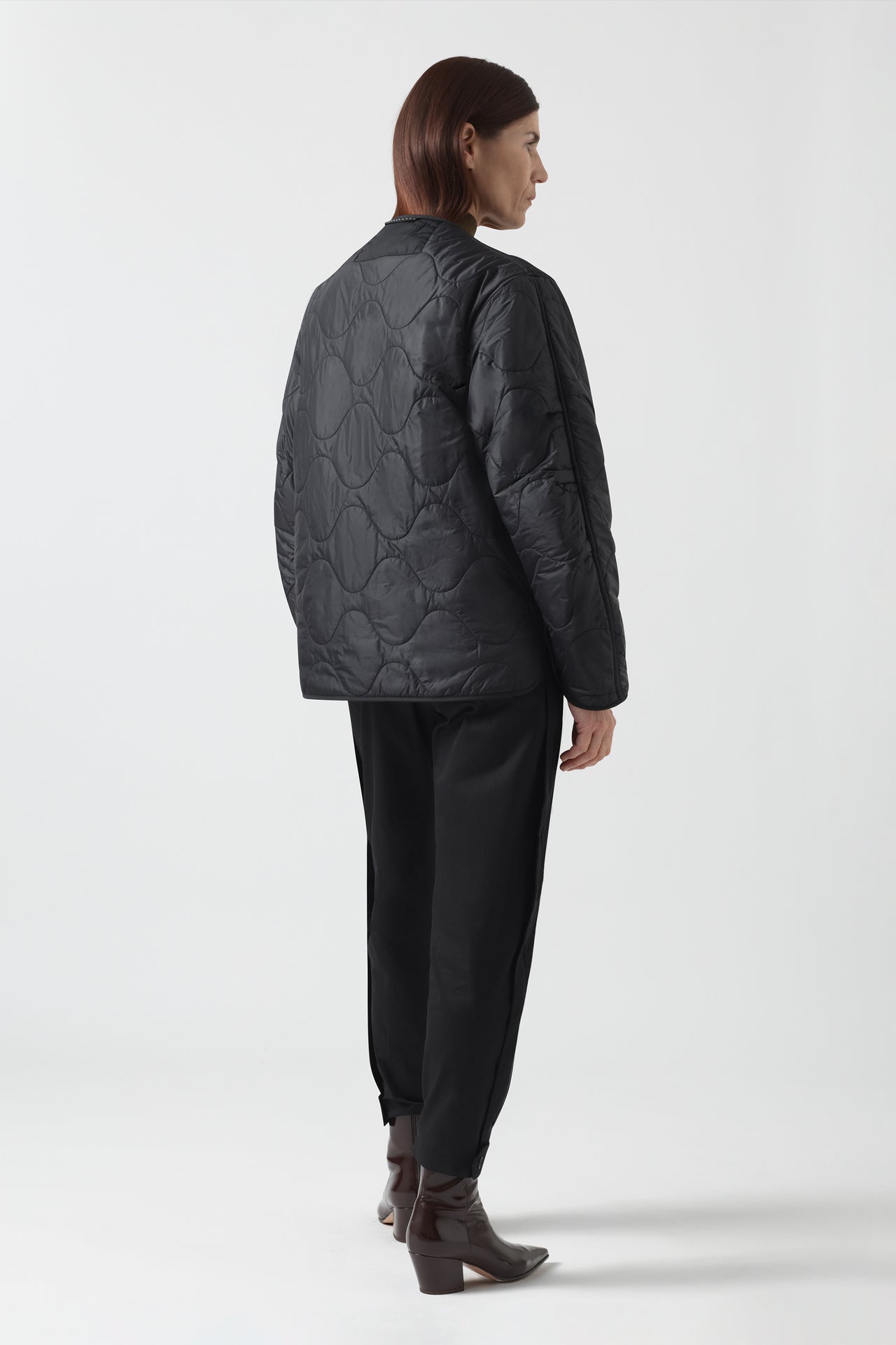 Signature Patchwork Cropped Quilt - Bordeaux / Black