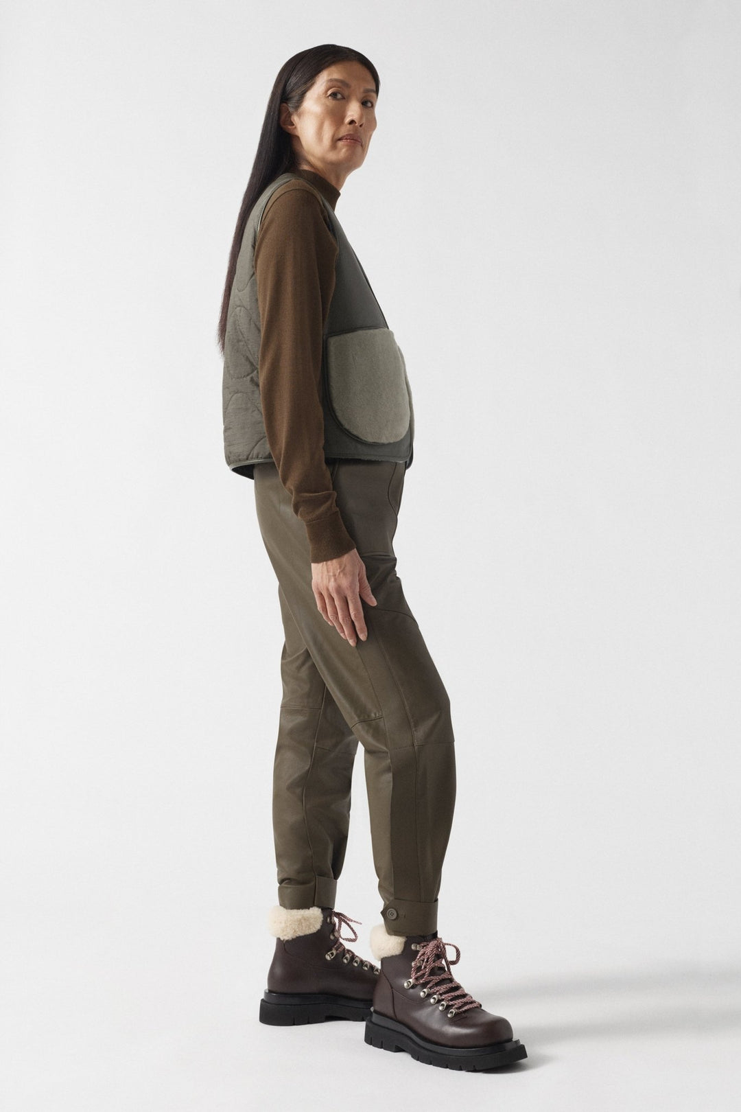 Aviator Shearling Vest - Dark Olive / Sky Blue