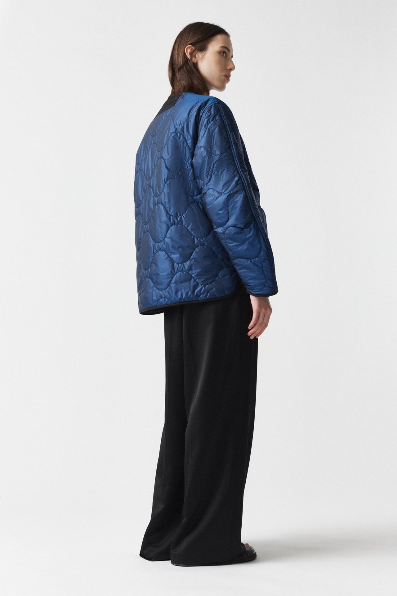 Signature Patchwork Cropped Quilt - Dark Olive & Dove Grey / Bright Navy