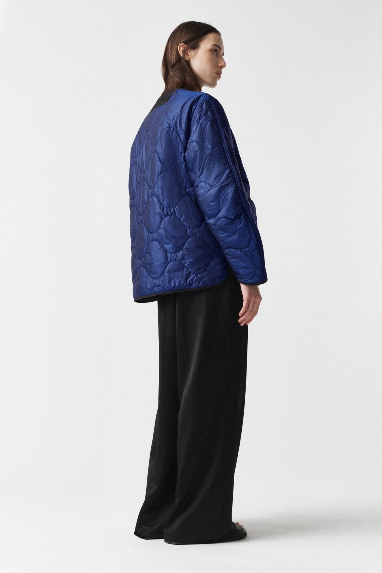 Signature Patchwork Cropped Quilt - Dark Olive & Dove Grey / Bright Navy