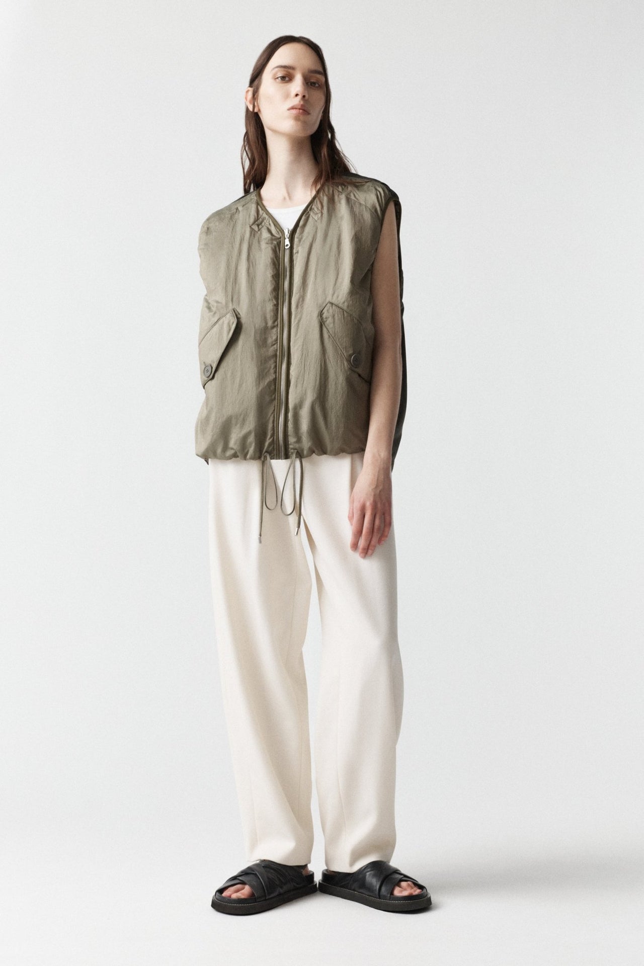 Parachute Silk Nylon Vest - Pale Olive / Oyster
