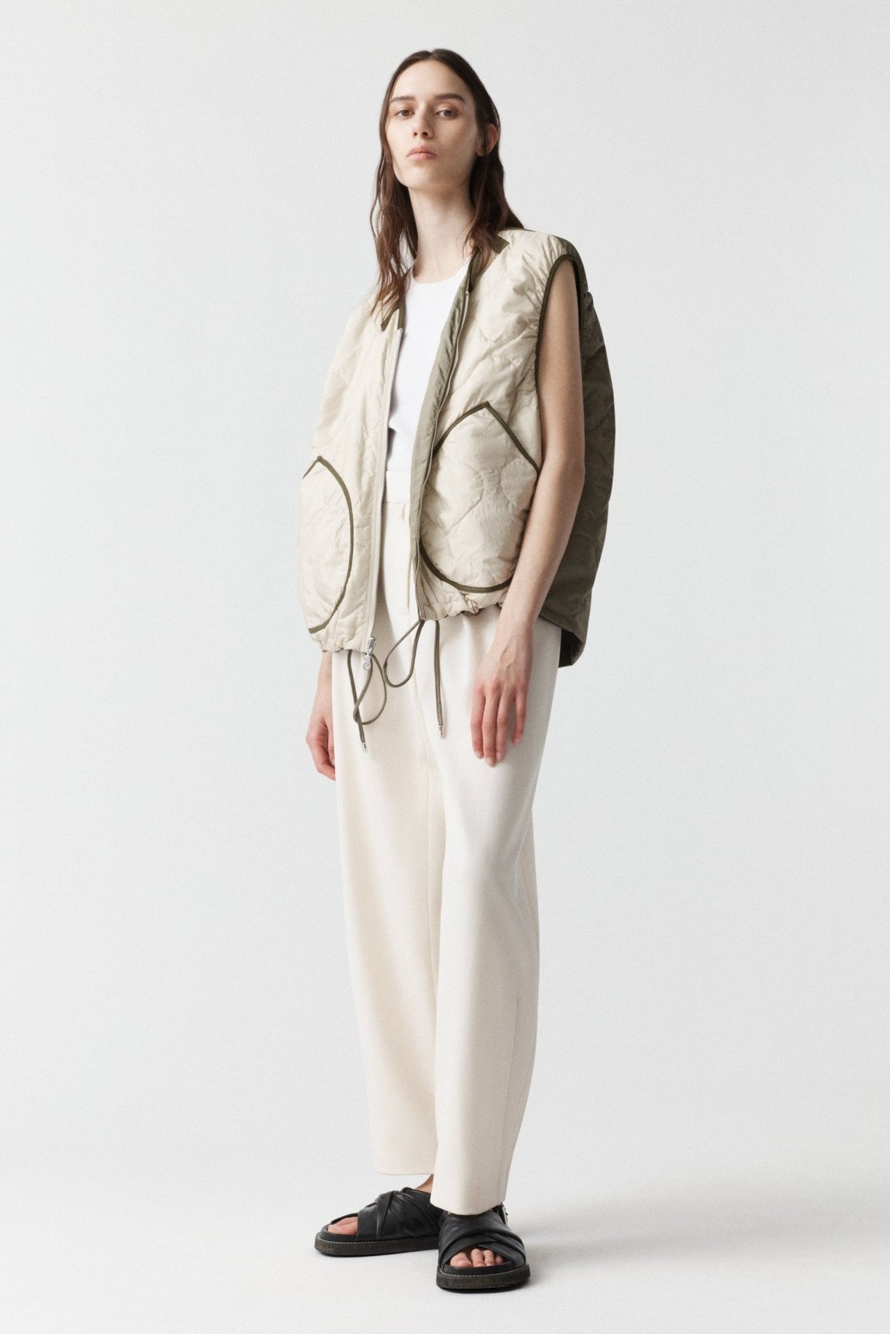 Parachute Silk Nylon Vest - Pale Olive / Oyster