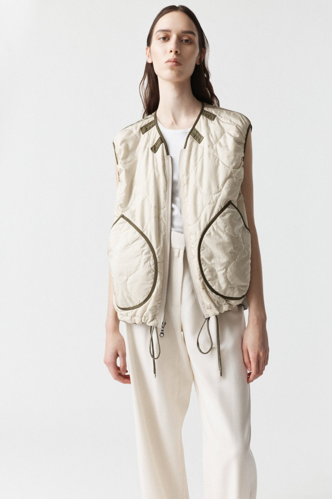 Parachute Silk Nylon Vest - Pale Olive / Oyster