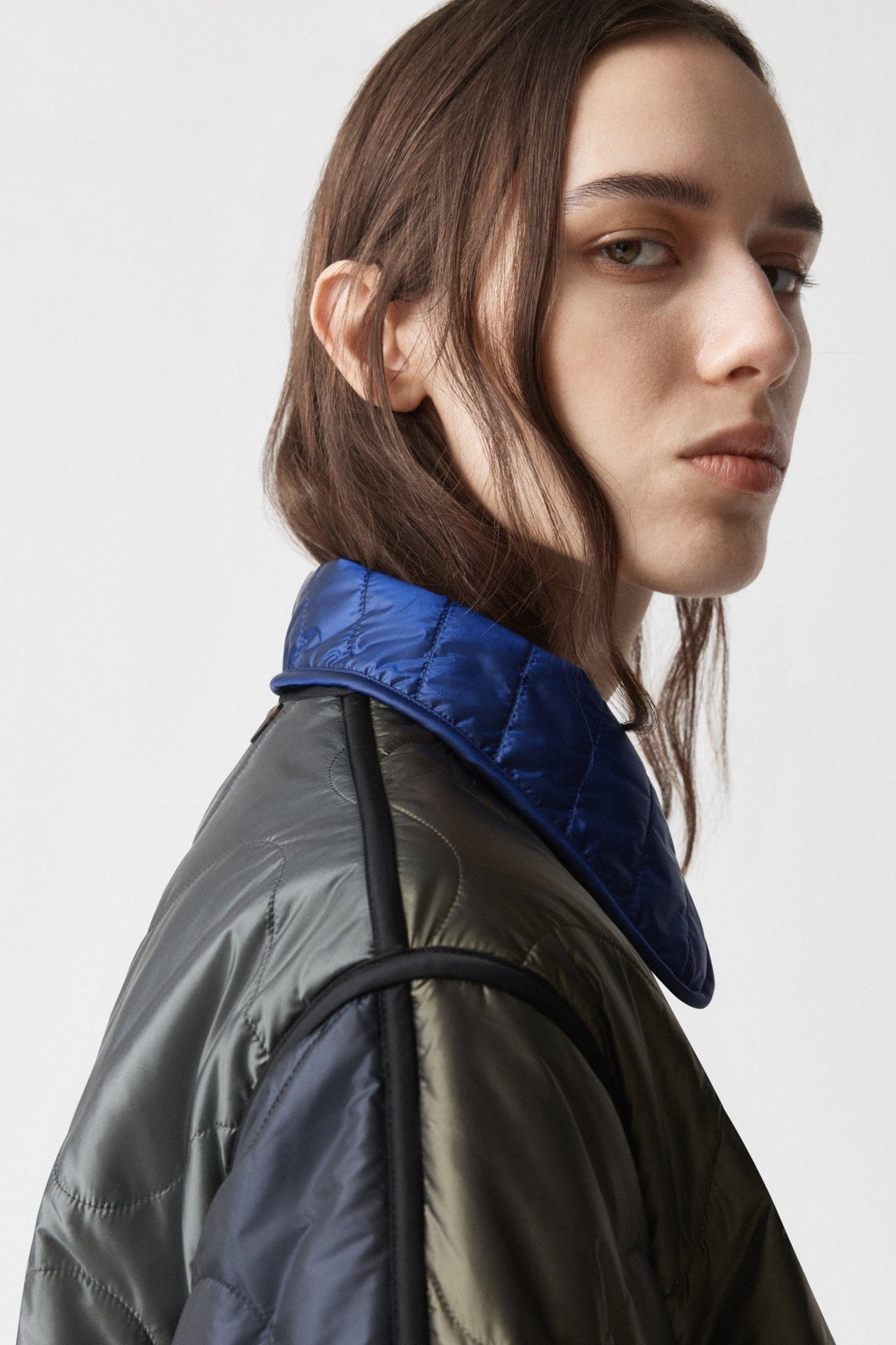 Quilted Collar - Bright Navy / Anthracite