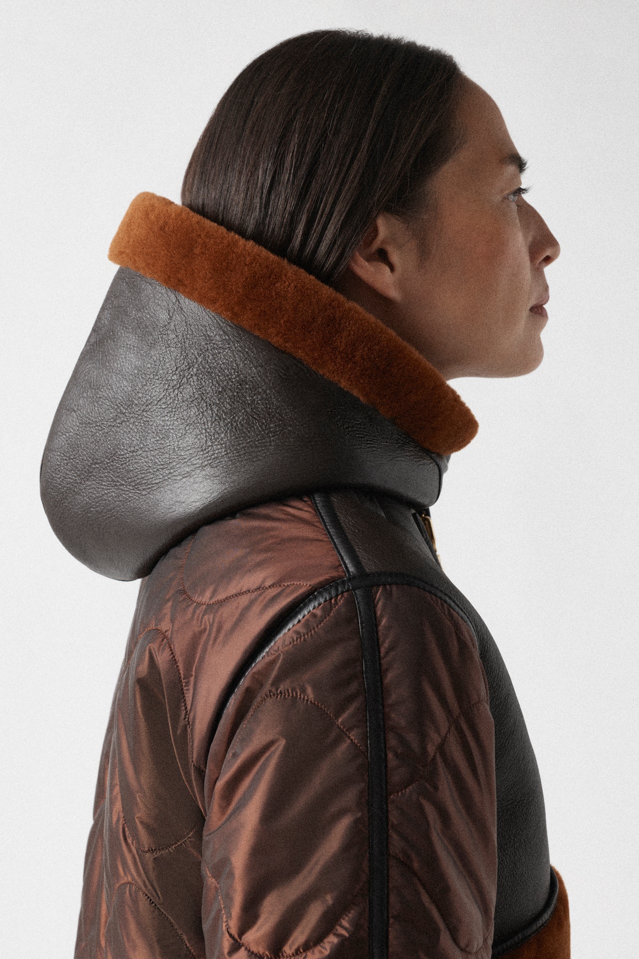 Shearling Close Fit Hood - Dark Brown / Amber