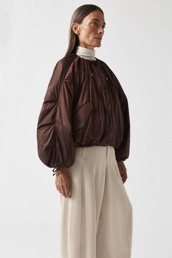 Reverse Model Image