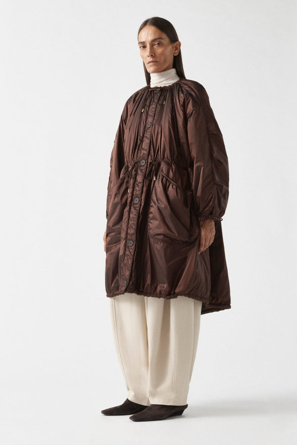 Reverse Model Image
