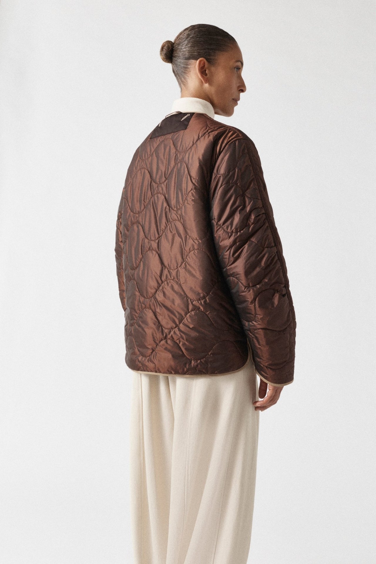 Signature Patchwork Cropped Quilt - Oyster / Dark Sienna