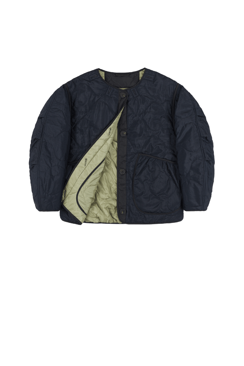Signature Cropped Quilt - Navy / Pale Sage - Layer 1