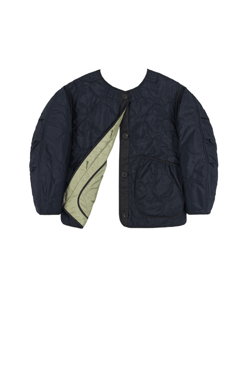 Signature Cropped Quilt - Navy / Pale Sage - Layer 6